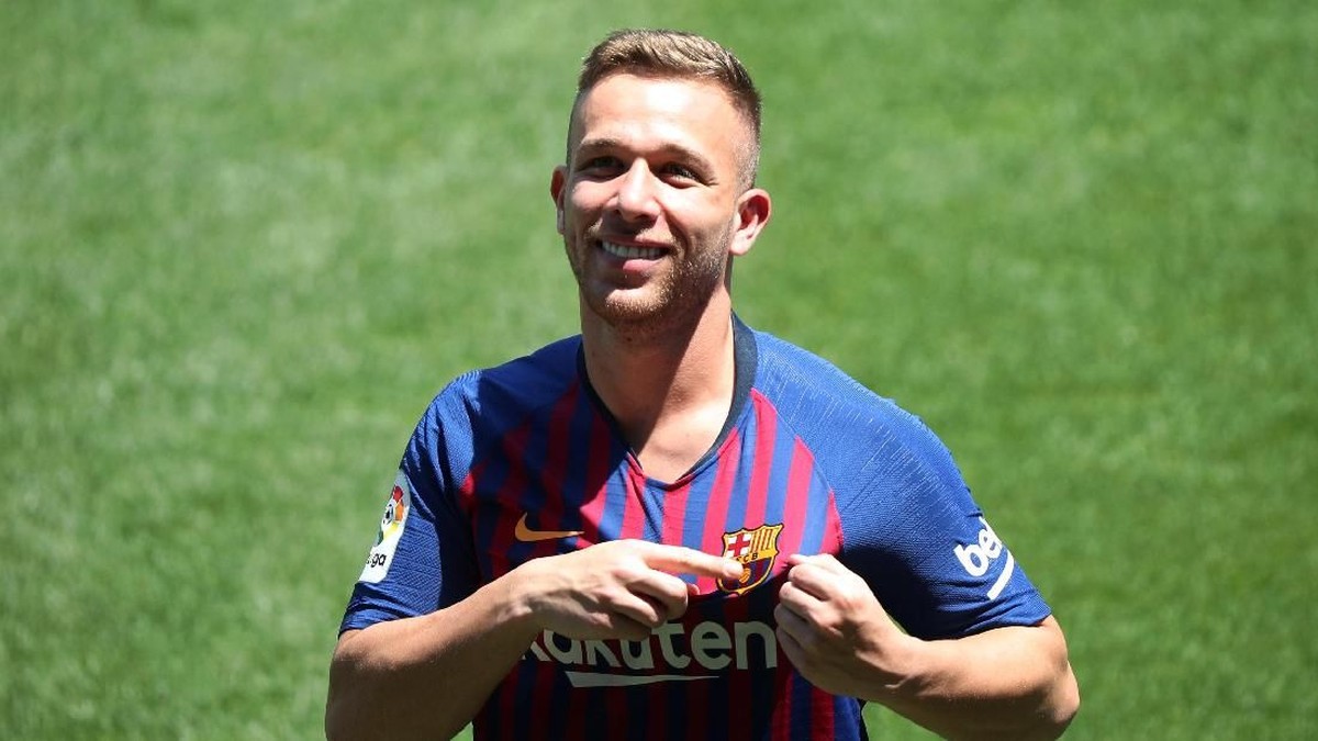Arthur Melo ogah tinggalkan Barcelona. (Foto: Albert Gea/Reuters)