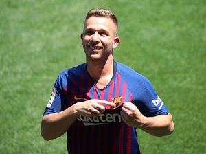 Arthur Tak Berpikir Pergi dari Barcelona