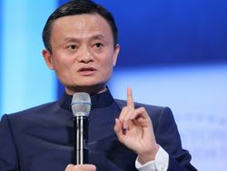 Tampang Para Pemuda Culun yang Kini Berduit Triliunan