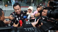 Ahmad Subhan meninggalkan gedung KPK usai menjalani pemeriksaan, Jumat (13/7/2018).
