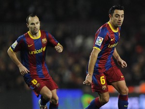 Sulit Hadirkan Lagi Duo Iniesta dan Xavi di Barcelona