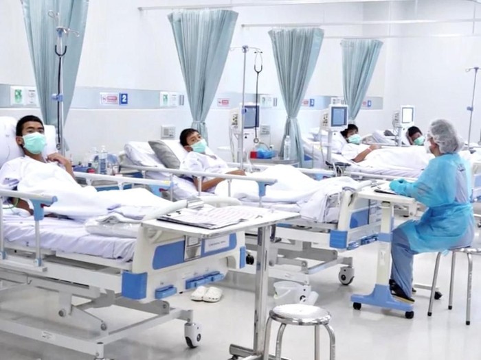 Kondisi para remaja Thailand setelah diselamatkan dari goa. (Foto: Reuters) Kondisi para remaja Thailand setelah diselamatkan dari goa. (Foto: Reuters)