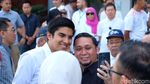 Potret Menpora Ganteng Malaysia Jadi Sasaran Selfie di Jakabaring