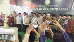 Momen Akrab Prabowo dan Amien Rais di Halalbihalal DDII