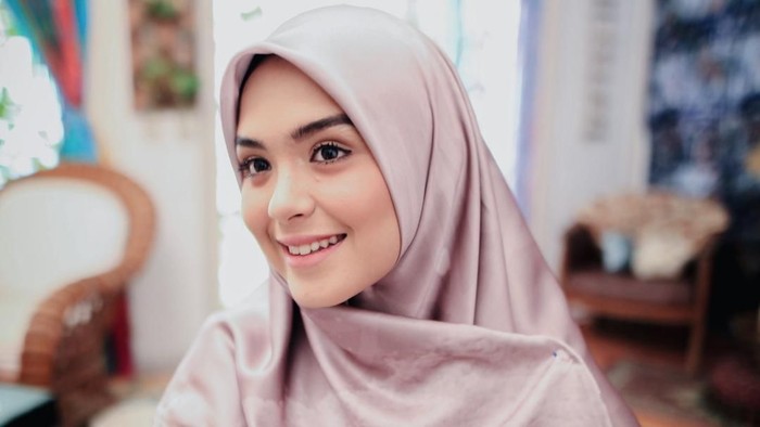 Vebby Palwinta
