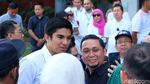 Potret Menpora Ganteng Malaysia Jadi Sasaran Selfie di Jakabaring