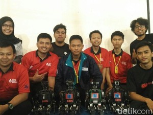 Arek Surabaya Wakili Indonesia di Kompetisi Robot Dunia
