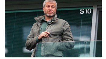 Tapi ada yang coba menghibur bahwa total biaya pemecatan sama saja dengan ongkos transfer Paul Pogba dari Juventus ke Manchester United. Foto: istimewa