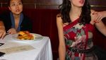 9 Bukti Kalau Amal Clooney Doyan Minum dan Makan Enak