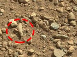 Berbagai Penampakan Misterius di Mars