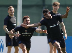 Milan Mau Rekrut Rashford & Walker Sekaligus, Tapi....