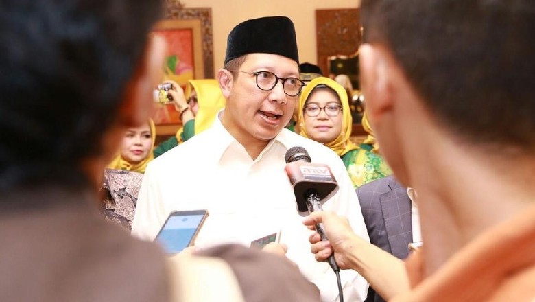 Ruang Menteri Agama Disegel KPK, Kemenag: Kami Kooperatif Ruang Menteri Agama Disegel KPK, Kemenag: Kami Kooperatif