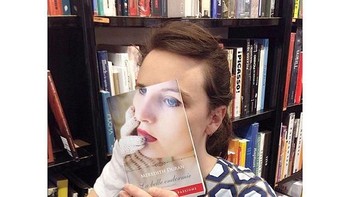 Terlebih lagi karena semakin banyak orang yang beralih untuk membeli e-book. Foto: Instagram @librairie_mollat