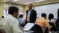 Sebanyak 5.396 calon advokat mengikuti tes ini.
