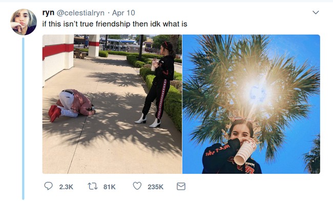 Foto ini menggambarkan definisi persahabatan dua orang wanita. (Foto: Twitter)