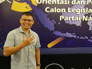 Beda Chris John dan Partai Demokrat Soal Transfer ke NasDem