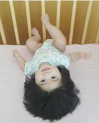 Punya Rambut Super Tebal, Bayi 6 Bulan Ini Bikin Gemas Netizen