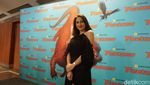 Gaya Pevita Pearce saat Melancong di Kanada