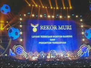 2 Rekor MURI untuk Nobar Piala Dunia Transmedia