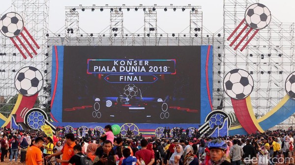 Meriahnya Lapangan Sunburst BSD Jelang Nobar Final Piala Dunia 2018