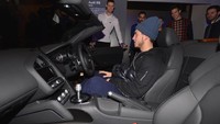 Hazard menyukai mobil-mobil sport karena lebih nyaman dan ideal untuk dikendarai terutama usai latihan. Foto: The Sun