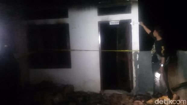 Kantor Desa di Garut Dibakar Diduga Karena Kades Tepergok Selingkuh