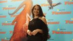 Gaya Pevita Pearce saat Melancong di Kanada