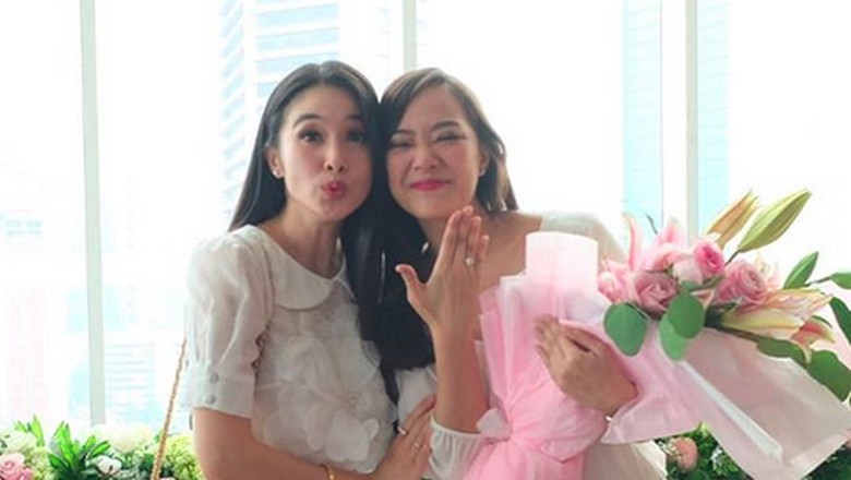 Bukan Andrew atau Adik Sandra Dewi, Siapa Calon Suami Yuanita? Bukan Andrew atau Adik Sandra Dewi, Siapa Calon Suami Yuanita?