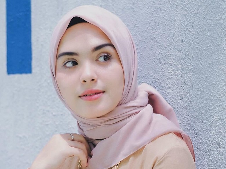 Foto: Vebby Palwinta (Instagram/@vebbypalwinta) Foto: Vebby Palwinta (Instagram/@vebbypalwinta)