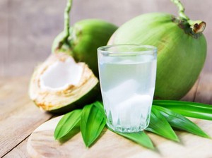 9 Minuman Pereda Asam Lambung Naik agar Cepat Turun, Enak Gak Bikin Kembung!