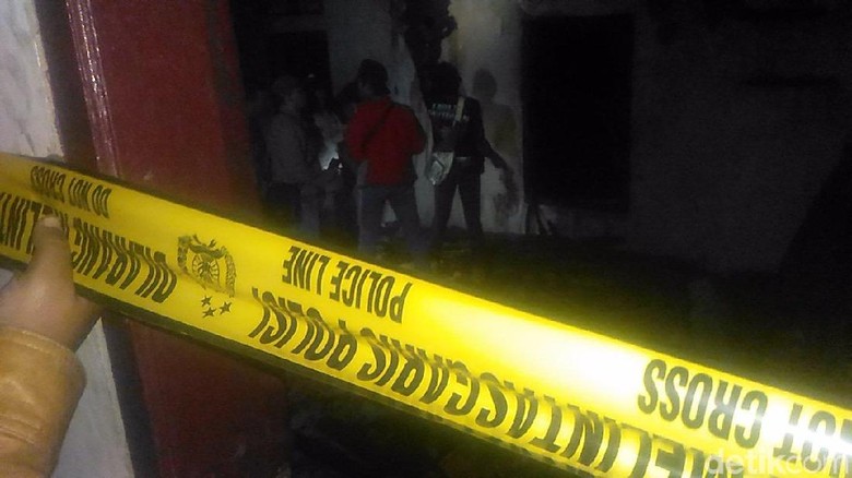 Kantor Desa di Garut Dibakar Diduga Karena Kades Tepergok Selingkuh Kantor Desa di Garut Dibakar Diduga Karena Kades Tepergok Selingkuh