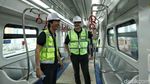 Penampakan Terkini Kerennya Jeroan Gerbong LRT Jakarta
