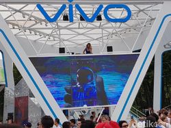 Vivo dan Si Cantik Nex Tebar Pesona di Final Piala Dunia