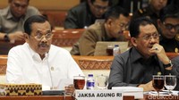Prasetyo kemudian menambahkan agar penuntasan kasus pelanggaran HAM berat ini tak dikaitkan dengan program Nawacita Presiden Joko Widodo (Jokowi). Yang jelas, semangat mengungkap pelanggaran HAM berat ini tidak pernah padam.