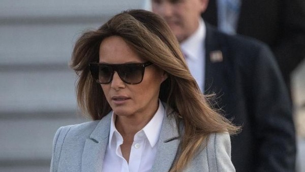 Pakai Baju Desainer Baru, Melania Trump Tiru Michelle Obama?
