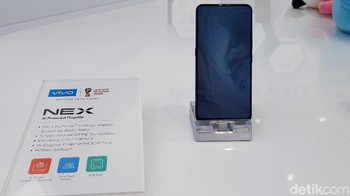 Vivo Nex memang baru diluncurkan terbatas di China dan India. Foto: Achmad Rouzni Noor/detikinet