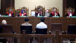 Dorodjatun Kuntjoro-Jakti Bersaksi dalam Kasus BLBI