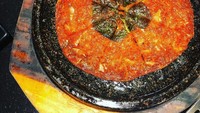 Ada yang bisa tebak ini pizza apa? Ini adalah pizza sehat yang dinikmati Paltrow. Berupa pancake kimchi yang disusun layaknya pizza. Foto: Instagram gwynethpaltrow