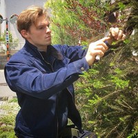  Marusame juga disebut-sebut sebagai tukang kebun paling tampan. Foto: Instagram