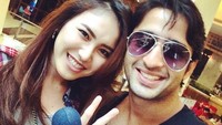 Lama tak jumpa, Ayu Ting Ting bertemu dengan mantannya, Shaheer Sheikh baru-baru ini. Ini salah satu kedekatan keduanya dulu. Foto: Dok. Instagram