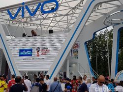 Vivo dan Si Cantik Nex Tebar Pesona di Final Piala Dunia