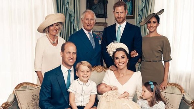 Perbedaan Foto-foto George, Charlotte, dan Louis Saat Pembaptisan (Foto: Dok. Matt Holyoak/Camera Press) Perbedaan Foto-foto George, Charlotte, dan Louis Saat Pembaptisan (Foto: Dok. Matt Holyoak/Camera Press)