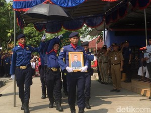 Petugas Damkar Gugur Saat Tugas, Anies: Insyaallah Syahid
