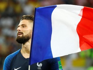 Prancis Sudah Jadi Juara Dunia, Waktunya Giroud Botakin Kepala