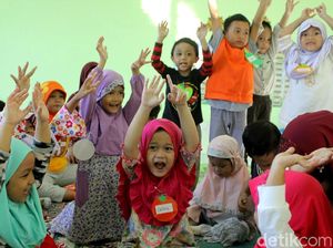 Gemas! Ketika Melihat Anak-anak TK Ini Semangat Bersekolah