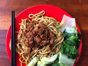 5 Santapan Lezat Mulai Martabak hingga Sate Rekomendasi Kaesang