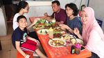 Hangat dan Bersahaja, Begini 10 Momen Makan Jenderal TNI (Purn) Moeldoko