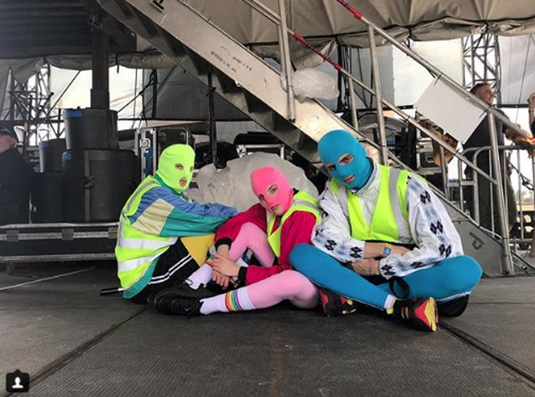 Setelah Hebohkan Piala Dunia, Pussy Riot Rilis Lagu Baru Setelah Hebohkan Piala Dunia, Pussy Riot Rilis Lagu Baru