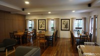 Ada juga restoran yang menyajikan aneka makanan Swedia. Inilah Fika Cafe, yang juga spesialis di bidang dessert atau hidangan penutup (Shinta Angriyana/detikTravel)
