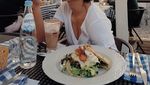 Cantikya Lolita Agustine Saat Wisata Kuliner Ke Portugal dan Australia